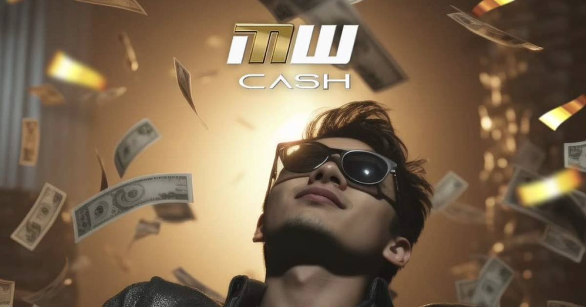 Main banner showing CASHWEB platform with mobile devices and fast GCash payouts
